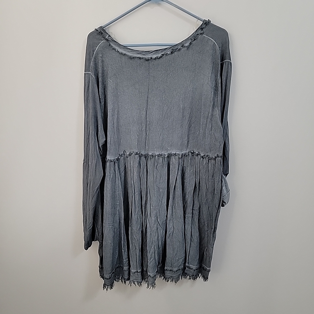 Umgee Washed Charcoal Gray Long Sleeve Tunic Top Size XL EUC - Picture 4 of 9